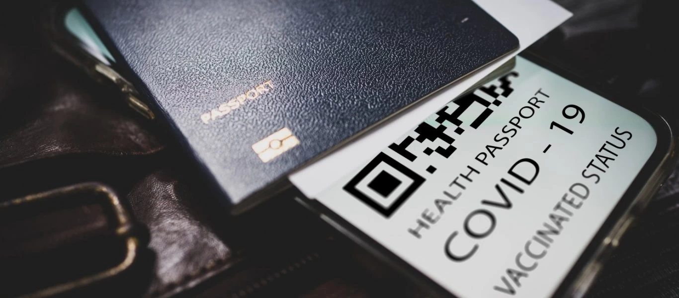 Μάστιγα για τα ταξίδια τα πλαστά πιστοποιητικά εμβολιασμού: Aπαγορεύουν κάθε «υγειονομικό πάσο» 40 πολιτείες στις ΗΠΑ